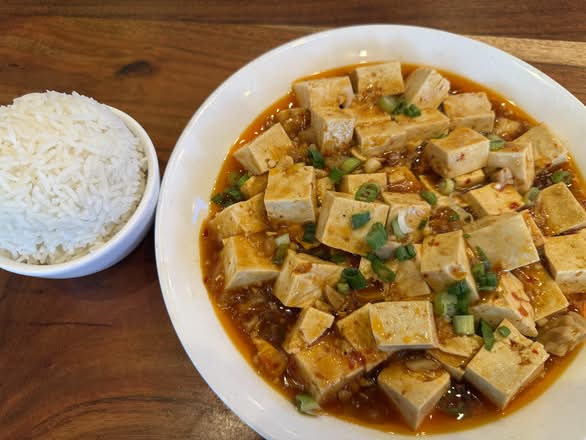 UB150 麻婆豆腐飯 / Mapo Tofu on Rice